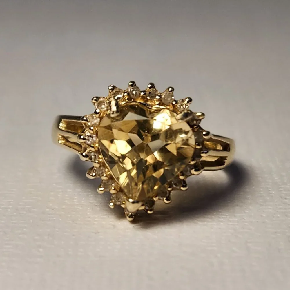 One Estate Owned 80's 14K Solid Gold Citrine & Diamonds 2.80cts 3.28g Ring Sz 7 - Picture 4 of 15
